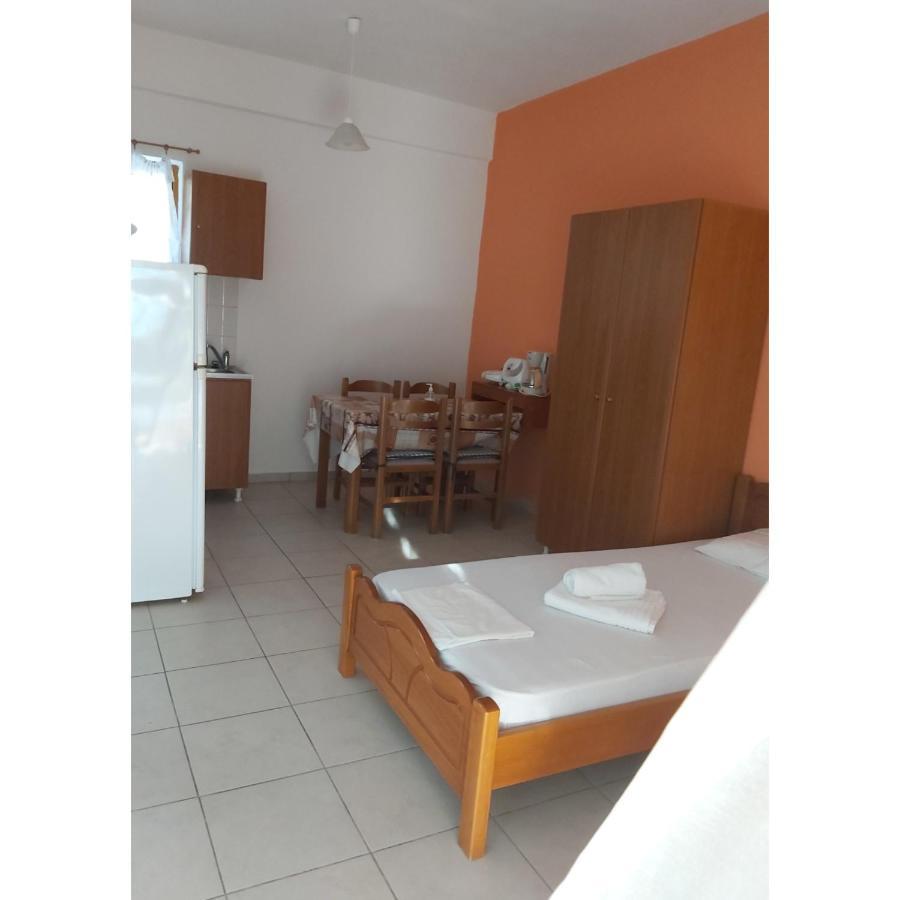 Artolithia Apartments Ríza المظهر الخارجي الصورة