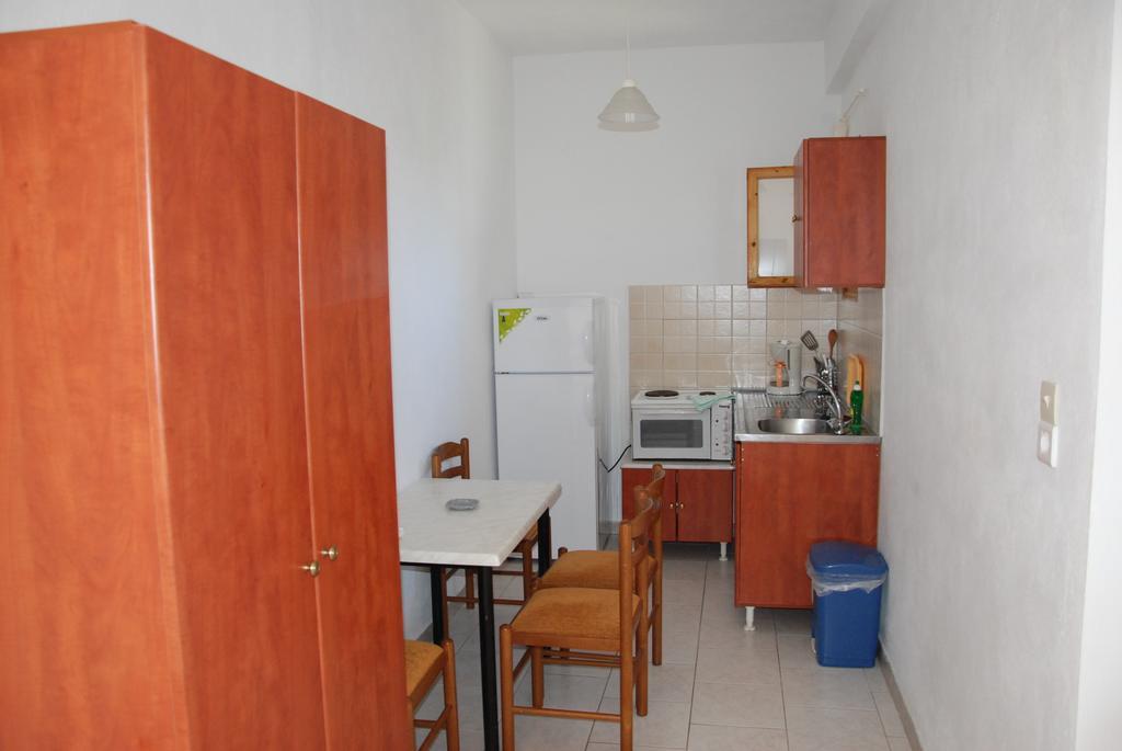 Artolithia Apartments Ríza الغرفة الصورة